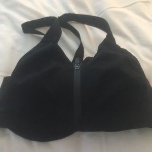 VS sports bra 34DD NWT